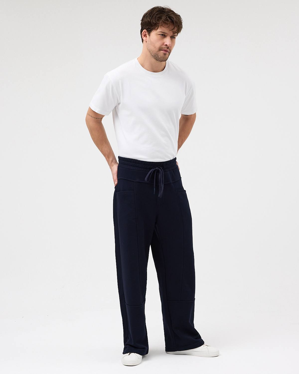 Straight Leg Sweatpants