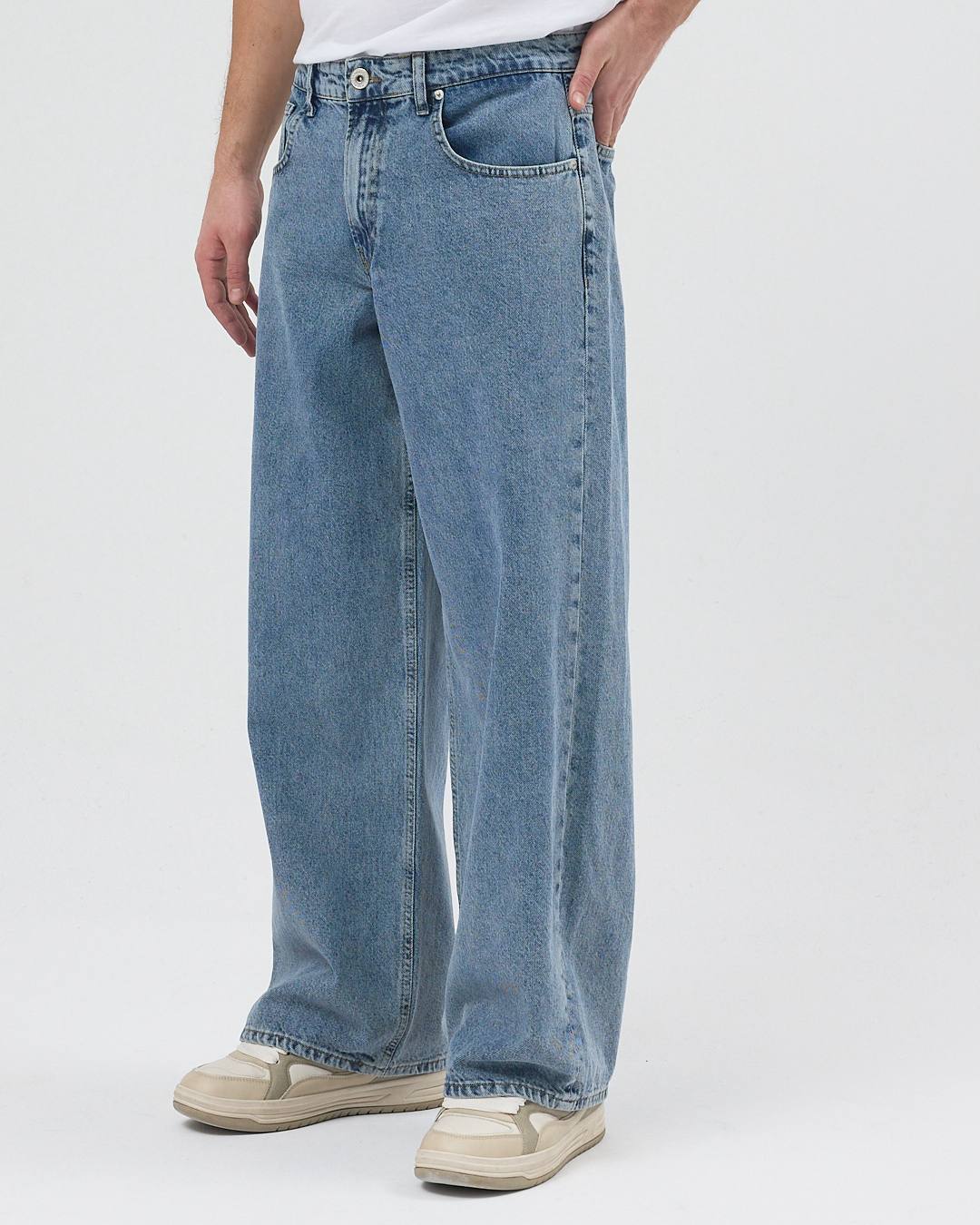 BALLOON FIT JEANS