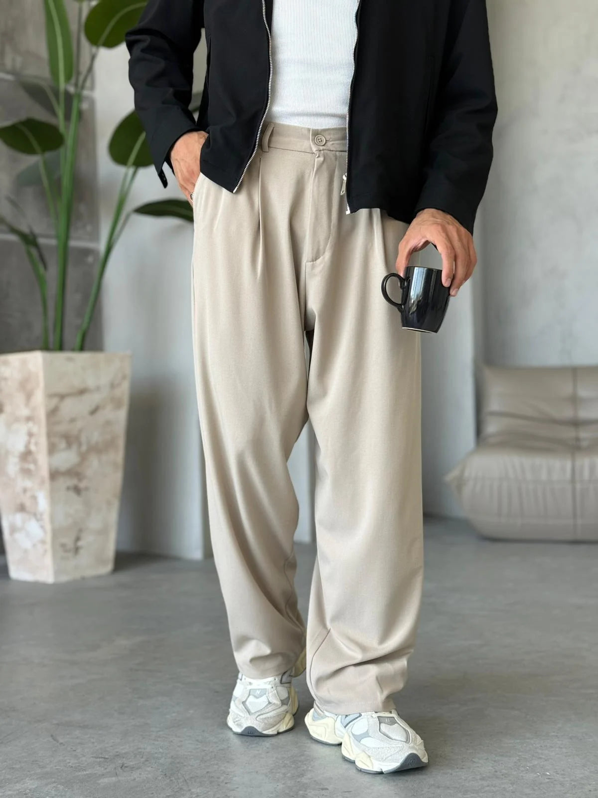 Too Essential Trousers